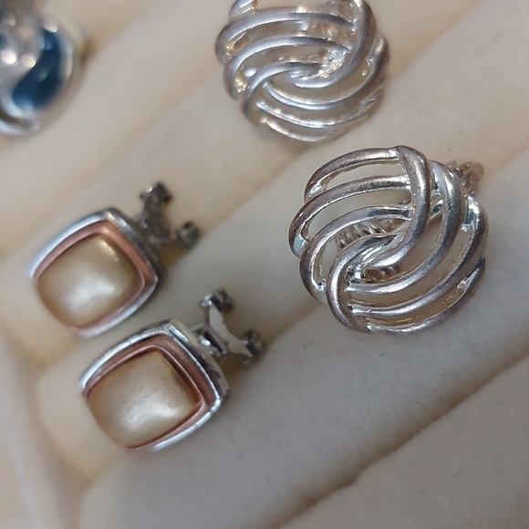 Lot Of 5 Pair Silvertone Clipon Clip On Earrings Liz Claibourne - Picture 2 of 7